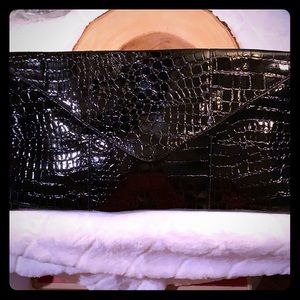 Rachel Zoe flat Patent leather clutch.
